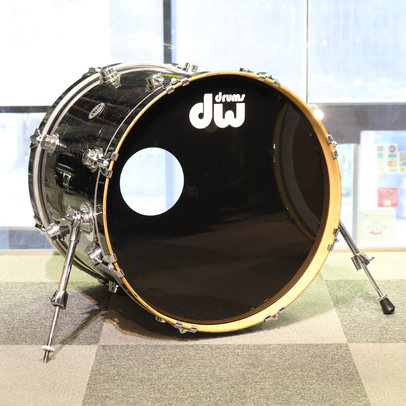 dw Collector's Maple Bass Drum 20×18 - Black Velvetの画像